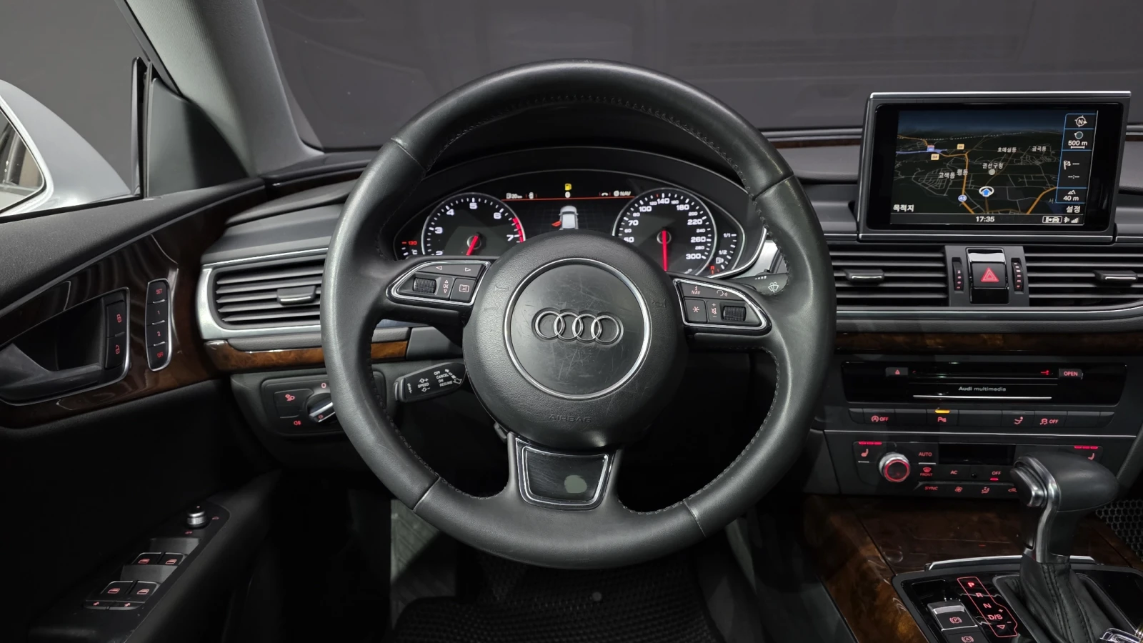 Audi A7 3.0 TFSI quattro* HUD* ЕЛ. БАГАЖНИК* КРАЙНА ЦЕНА, снимка 13 - Автомобили и джипове - 55496034