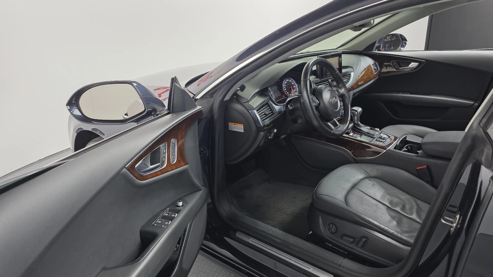 Audi A7 3.0 TFSI quattro* BOSE* HUD* ЛЮК* КРАЙНА ЦЕНА, снимка 13 - Автомобили и джипове - 55496034