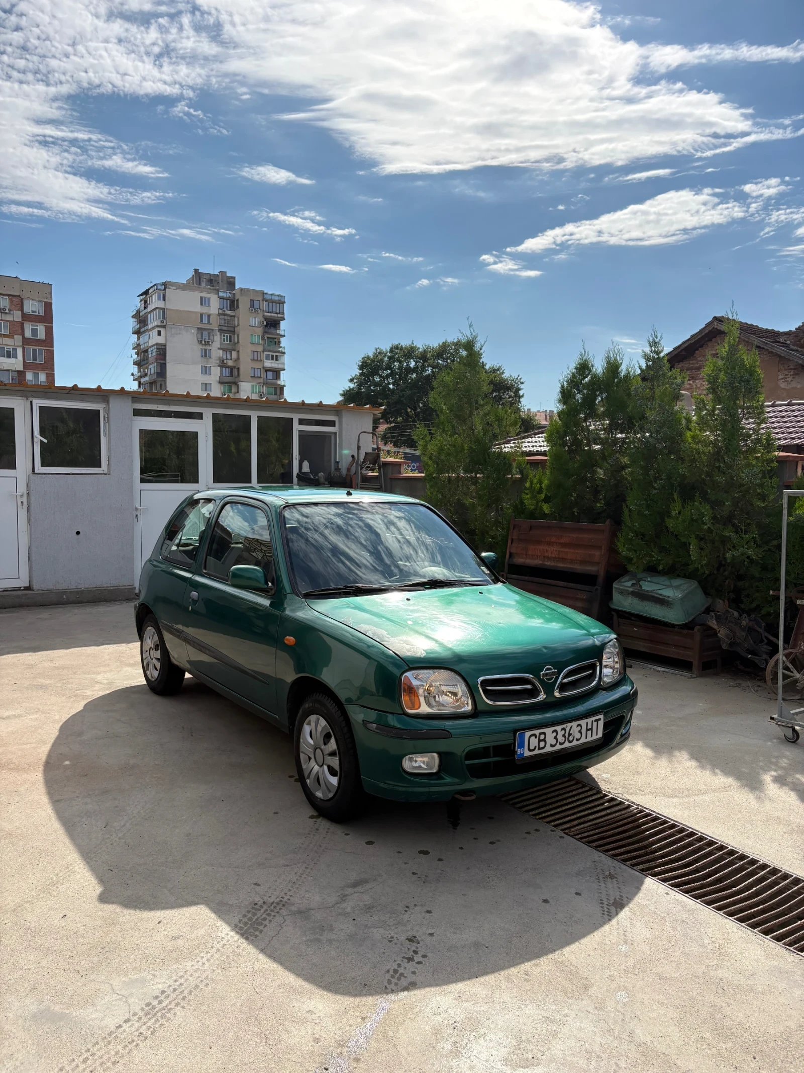 Nissan Micra