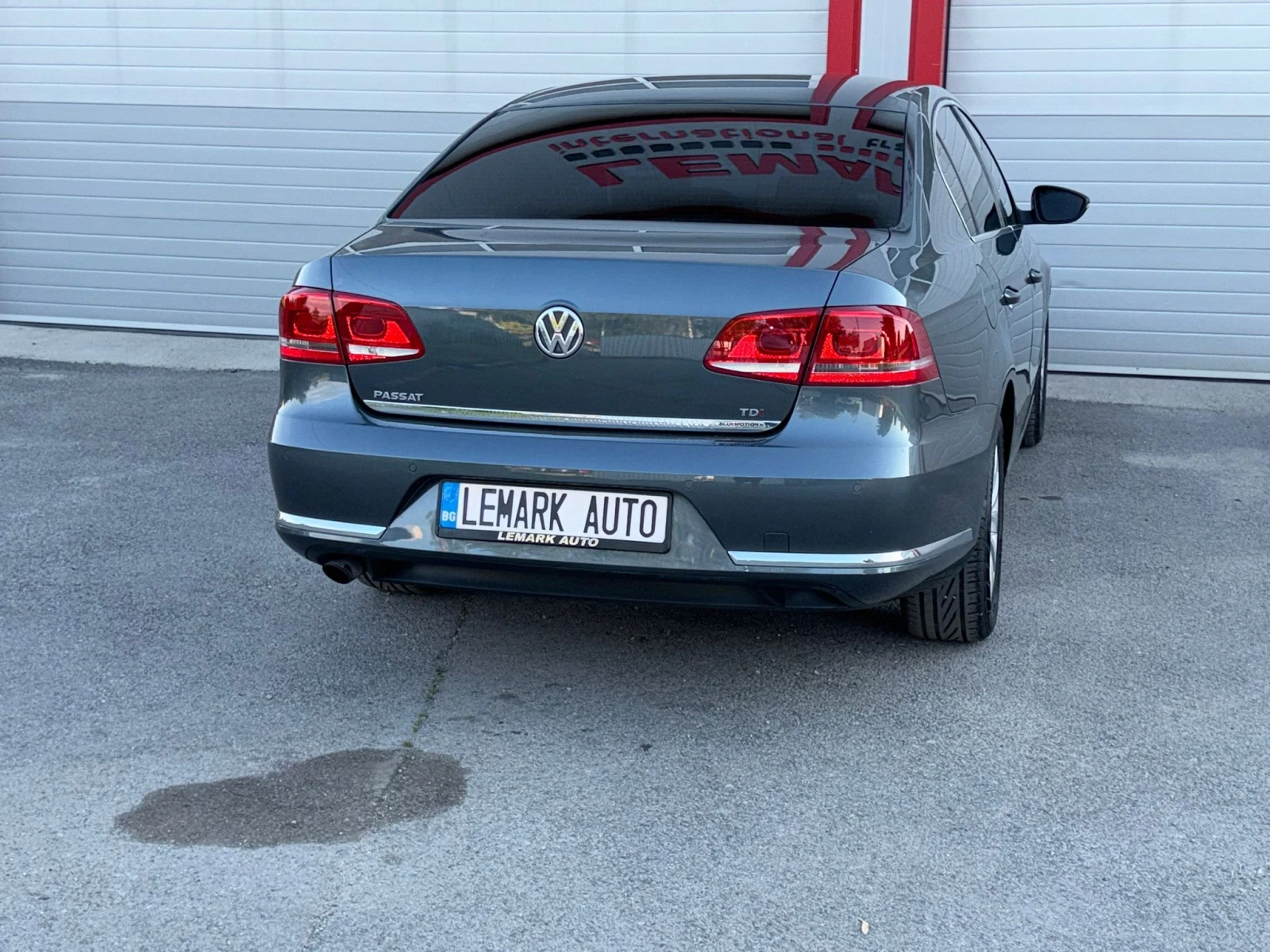 VW Passat 1.6TDI HIGHLINE KLIMATIK EVRO 5A ЛИЗИНГ!!!, снимка 8 - Автомобили и джипове - 55867958