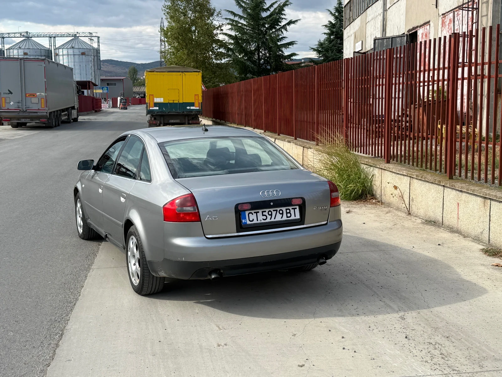 Audi A6 2.5 TDI QUATTRO 6ск BOSE, снимка 4 - Автомобили и джипове - 56087222