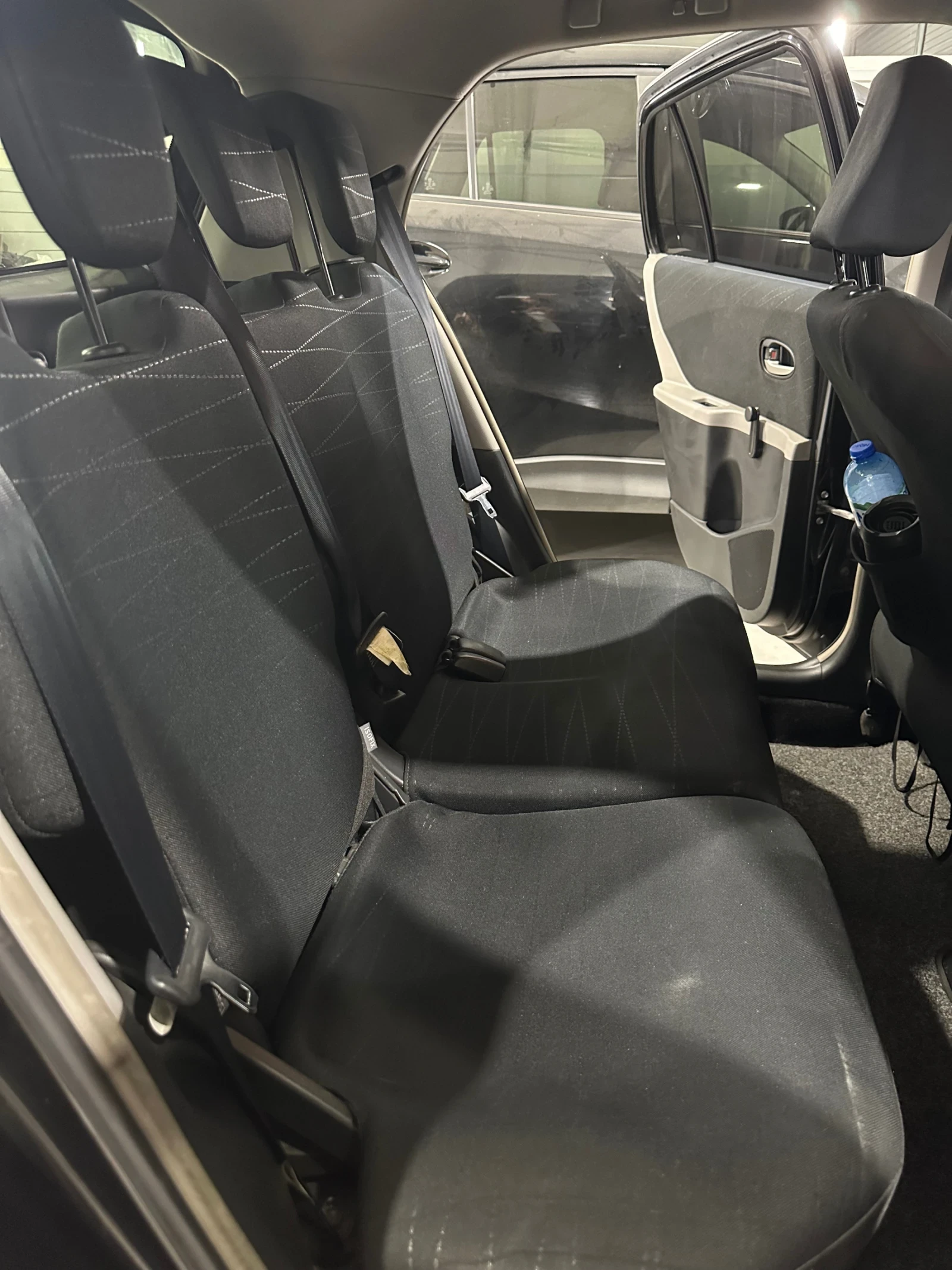 Toyota Yaris, снимка 7 - Автомобили и джипове - 56166384