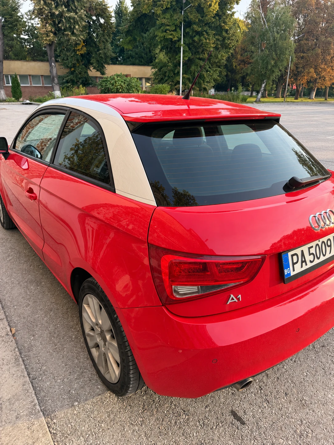 Audi A1 1.6 TDI, снимка 3 - Автомобили и джипове - 56251299