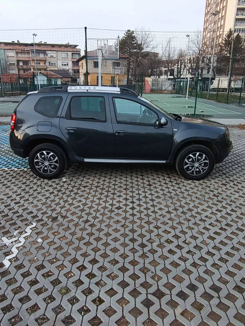 Dacia Duster, снимка 5 - Автомобили и джипове - 49307043