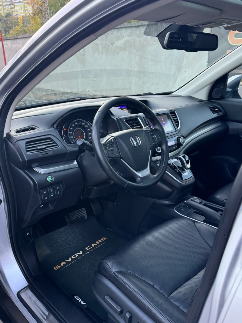 Honda Cr-v 1, 6 I-DTEC/160кс/4x4/ Камера/Distronic/Panorama /, снимка 10 - Автомобили и джипове - 52160557