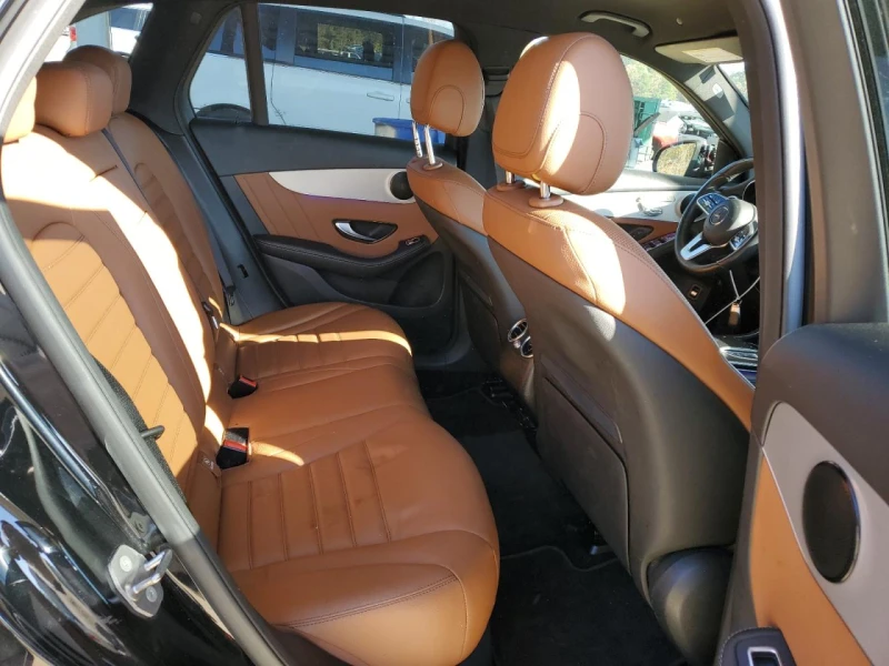 Mercedes-Benz GLC 300 4MATIC KEYLESS-GO/AMG-PACK/DISTRONIC/CARPLAY/OBDUH, снимка 10 - Автомобили и джипове - 53111695