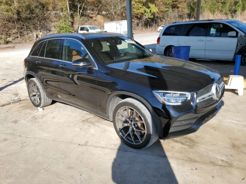 Mercedes-Benz GLC 300 4MATIC KEYLESS-GO/AMG-PACK/DISTRONIC/CARPLAY/OBDUH, снимка 4 - Автомобили и джипове - 53111695