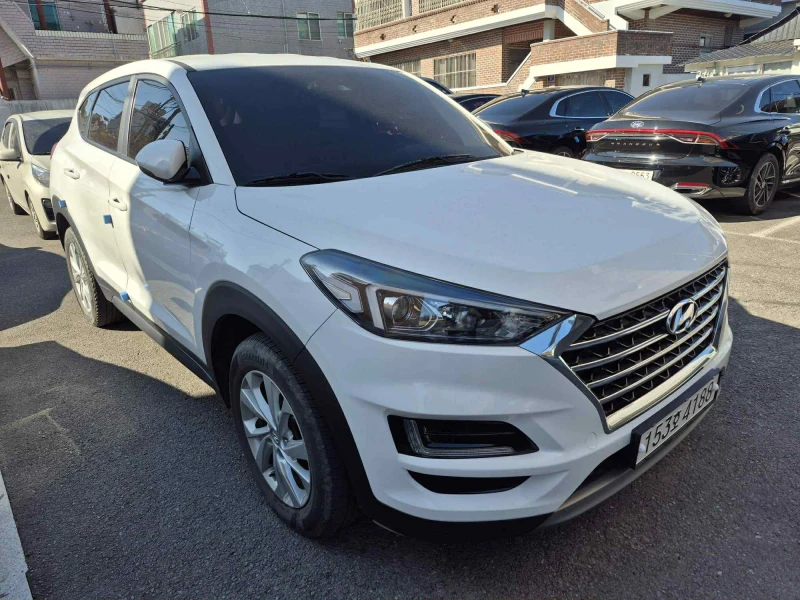 Hyundai Tucson 2.0CRDI/FACE/Пълна сервизна история !!!, снимка 7 - Автомобили и джипове - 53191208