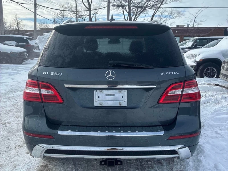 Mercedes-Benz ML 350 * BlueTEC * CARFAX * HARMAN KARDON* ПОДГРЕВ* , снимка 4 - Автомобили и джипове - 53289576
