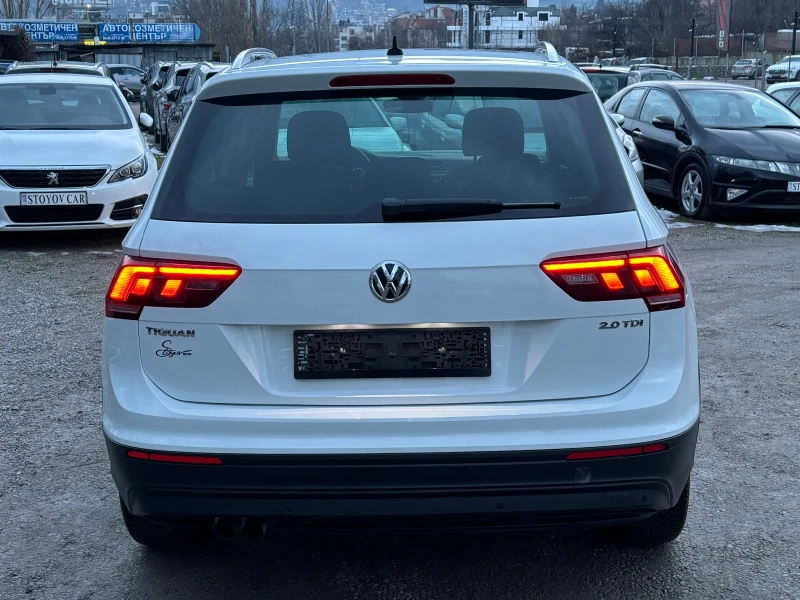 VW Tiguan 2.0TDI 4x4, снимка 3 - Автомобили и джипове - 53359012