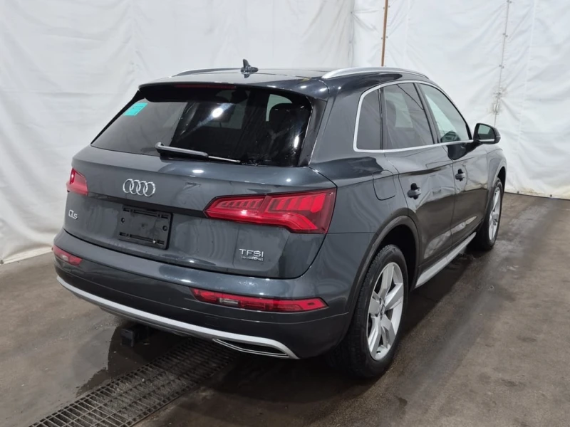 Audi Q5 45tfsi* TECHNIK * Дигитално табло * CARFAX * , снимка 4 - Автомобили и джипове - 53414364