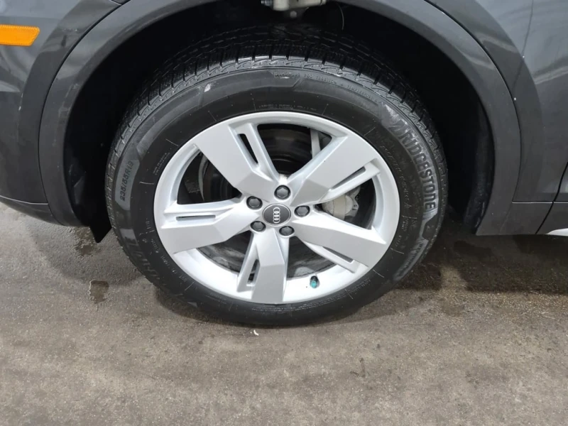 Audi Q5 45tfsi* TECHNIK * Дигитално табло * CARFAX * , снимка 15 - Автомобили и джипове - 53414364