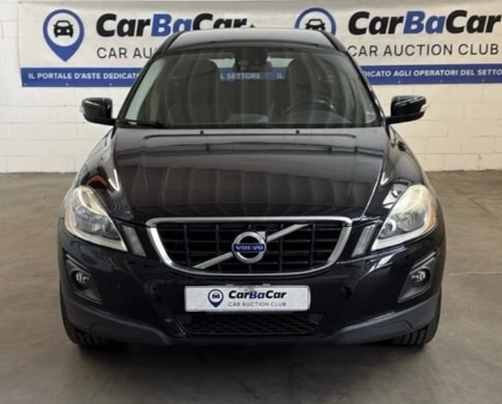 Volvo XC60 2.4d Автоматик 4x4 Кожа 205кс, снимка 2 - Автомобили и джипове - 56104565