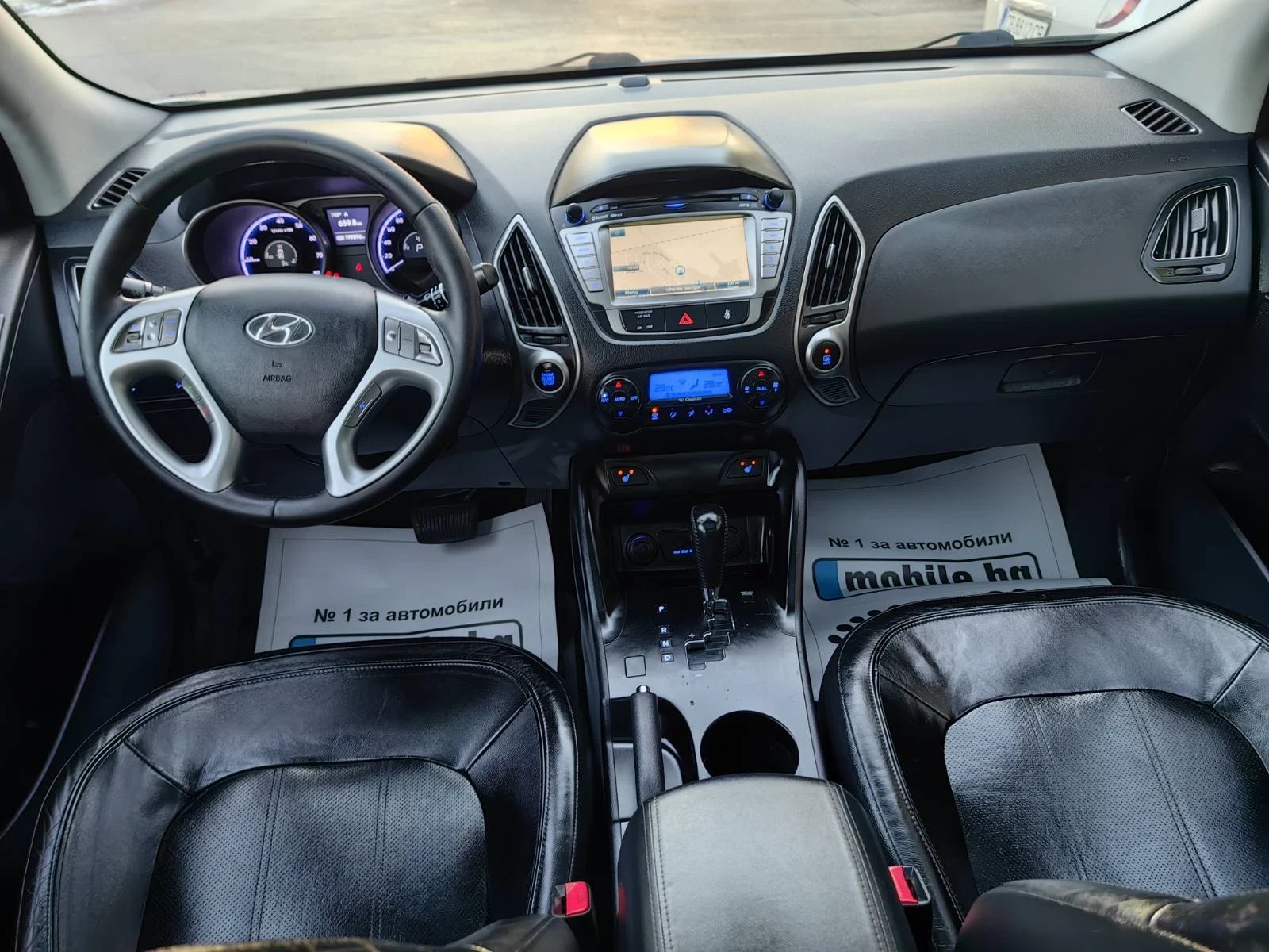 Hyundai IX35 2.0i-163к.с* Евро-5а* Автоматик* Кожа* Нави* Панор - изображение 8