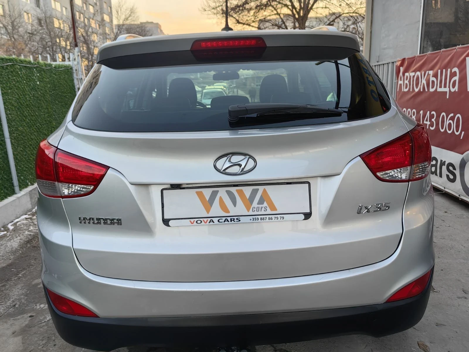 Hyundai IX35 2.0i-163к.с* Евро-5а* Автоматик* Кожа* Нави* Панор - изображение 3