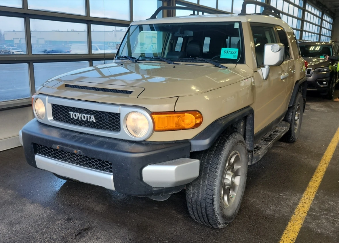 Toyota Fj cruiser 4WD 4DR AUTO | Mobile.bg   1