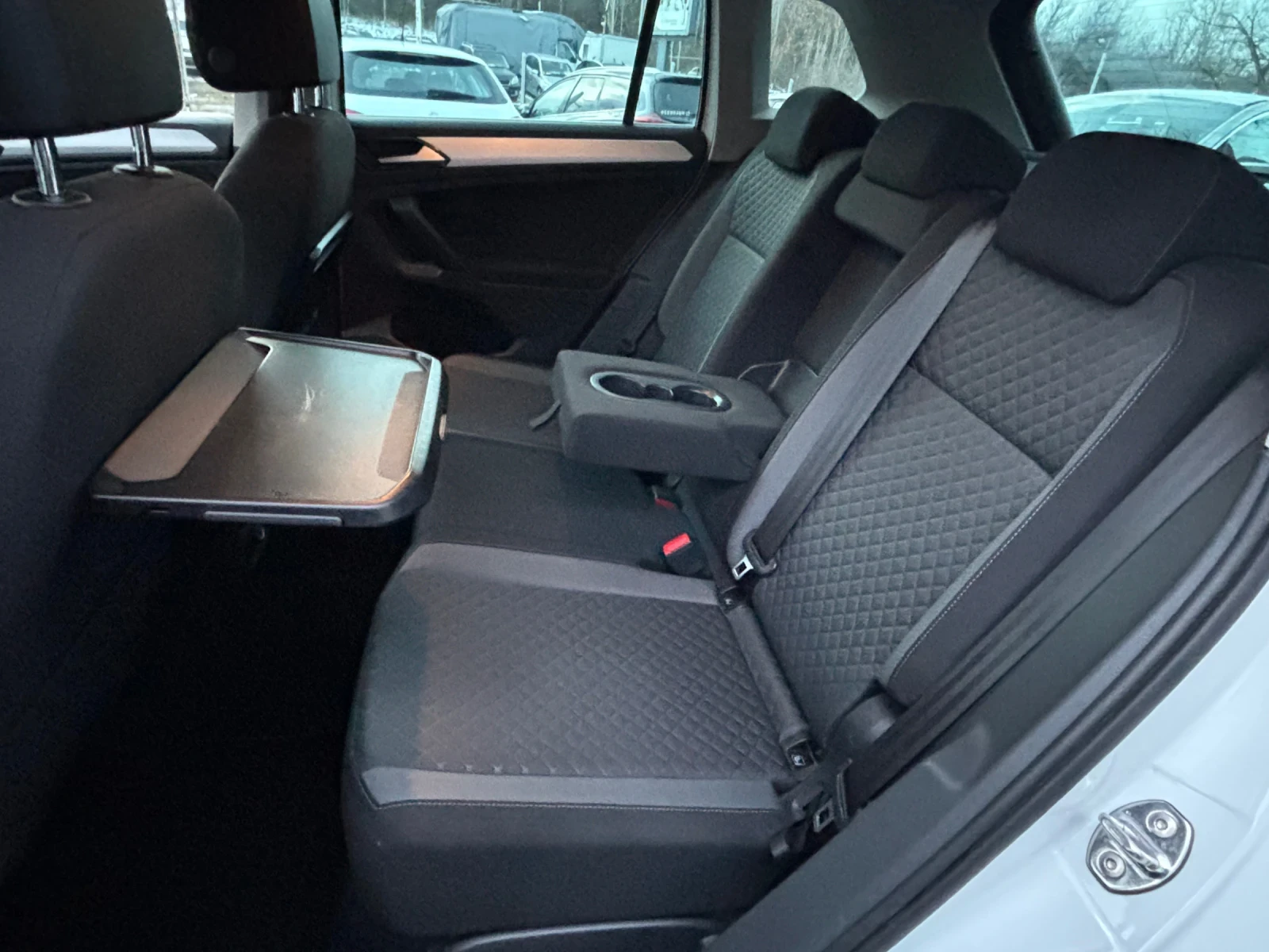 VW Tiguan 2.0TDI DSG - изображение 10