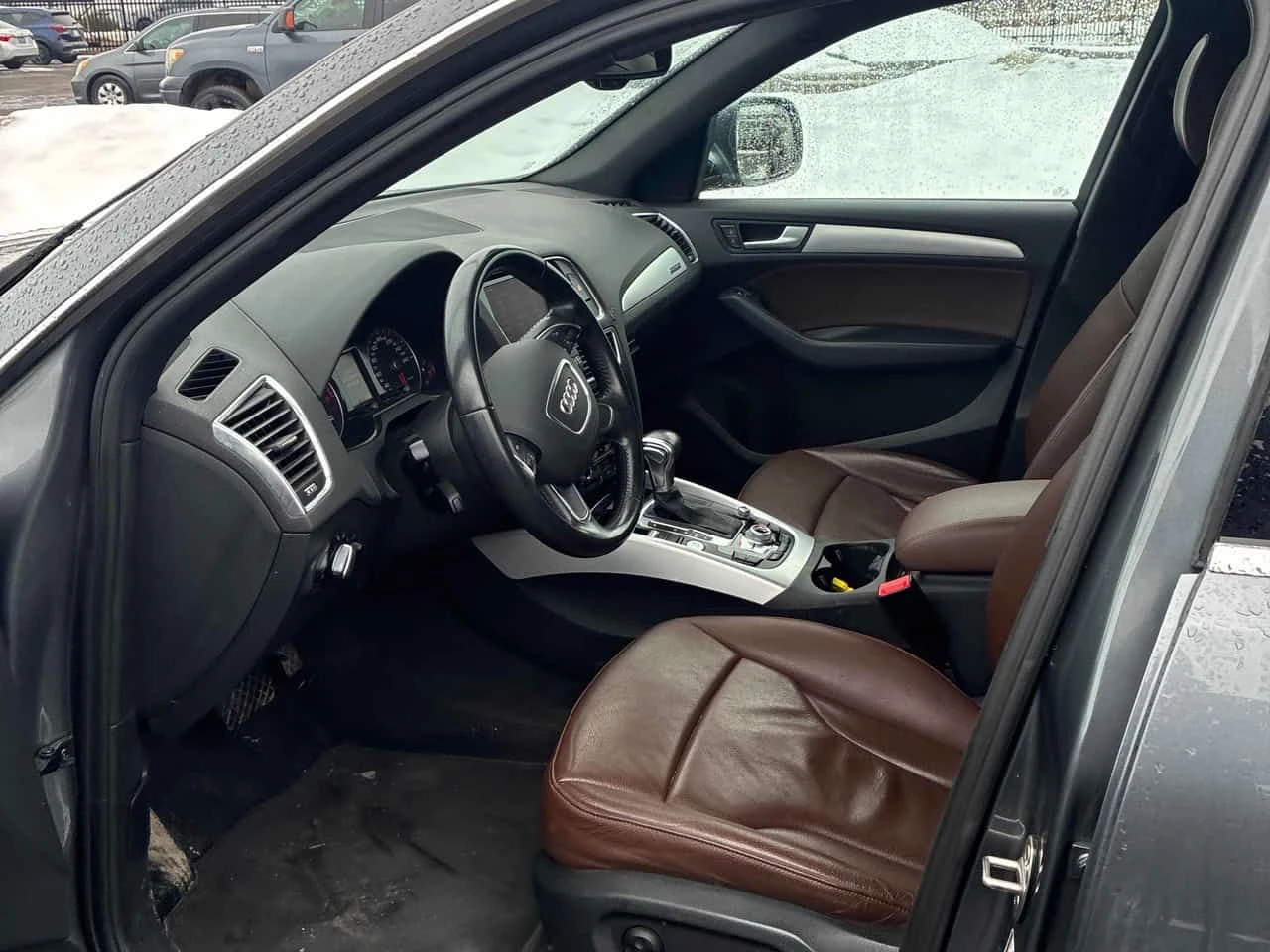 Audi Q5 * 2.0T Progressiv * CARFAX * ОТ ПРЕДСТАВИТЕЛСТВО *, снимка 7 - Автомобили и джипове - 54001599