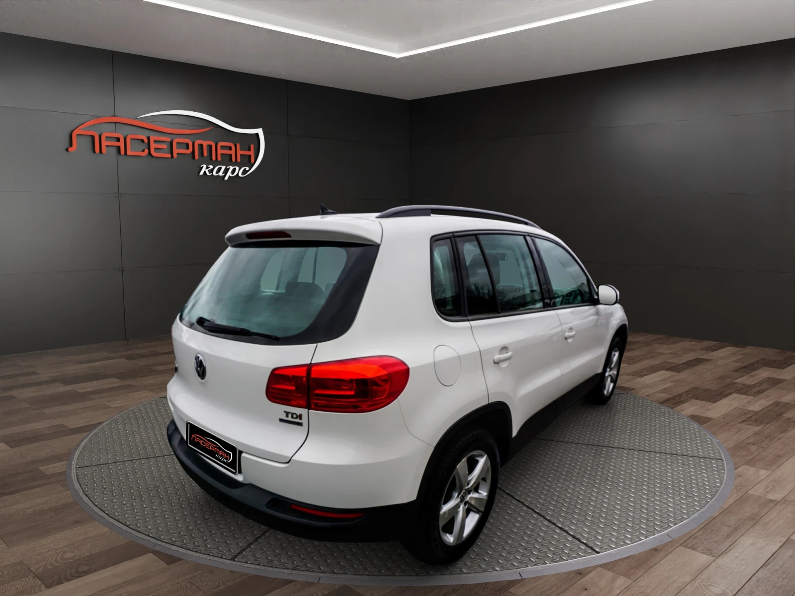 VW Tiguan 2.0TDI BM TREND&FUN, снимка 4 - Автомобили и джипове - 54088856