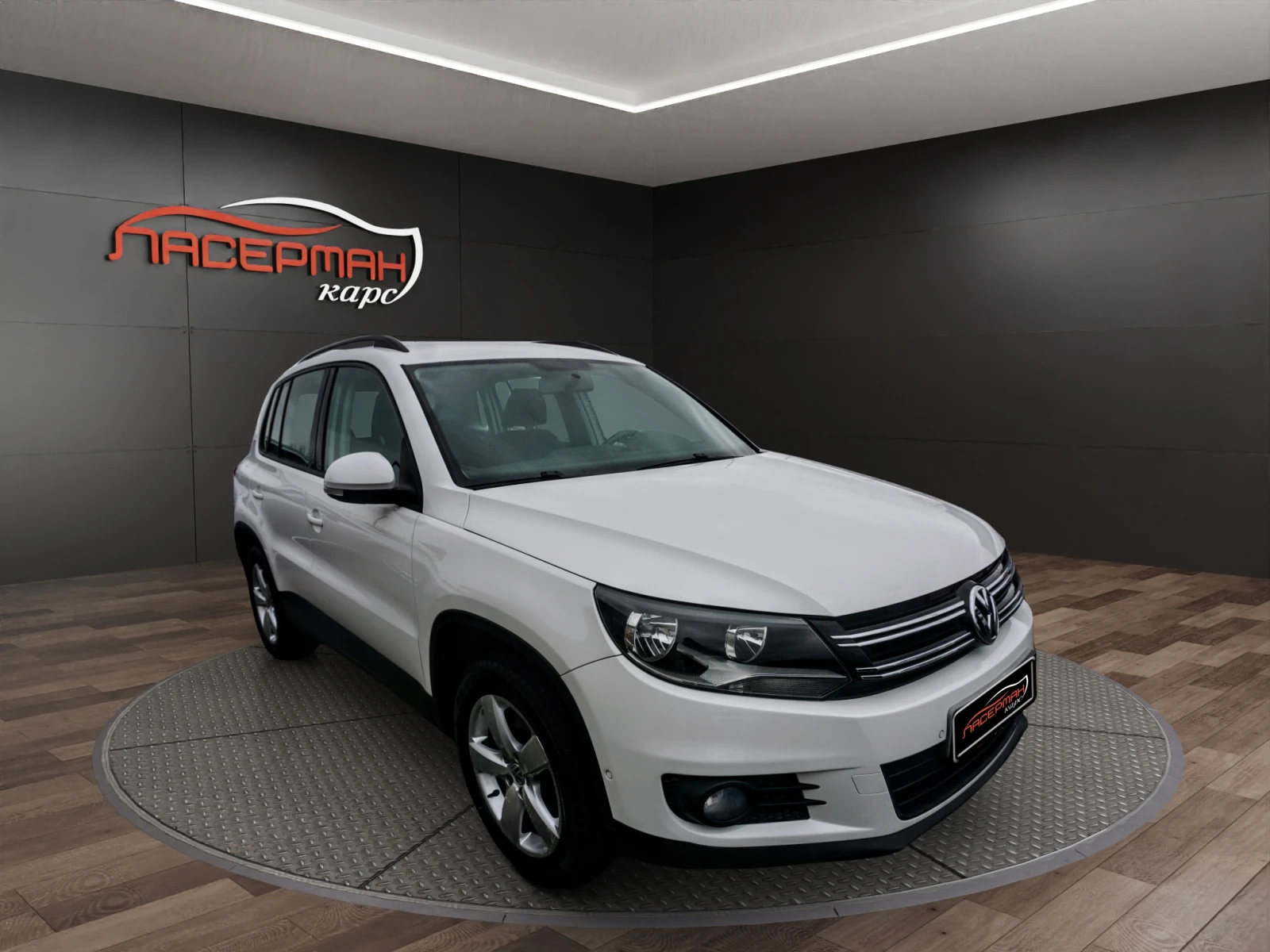 VW Tiguan 2.0TDI BM TREND&FUN, снимка 2 - Автомобили и джипове - 54088856