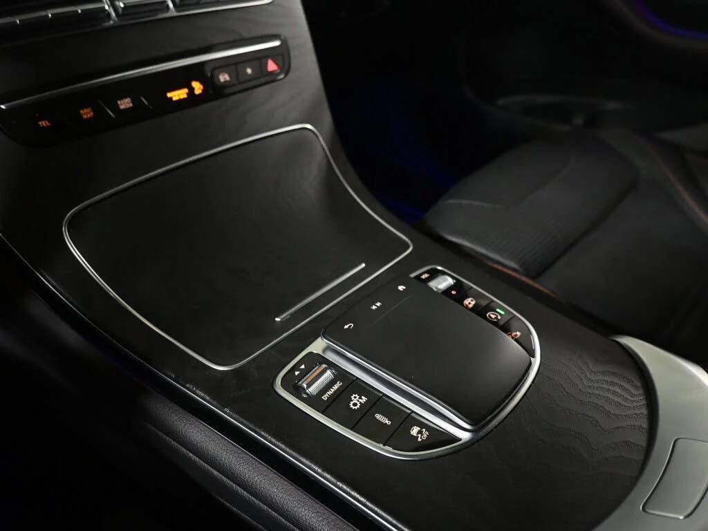 Mercedes-Benz GLC 43 AMG 4MATIC* АвтоКредит* (ЦЕНА ДО БГ), снимка 14 - Автомобили и джипове - 54208256