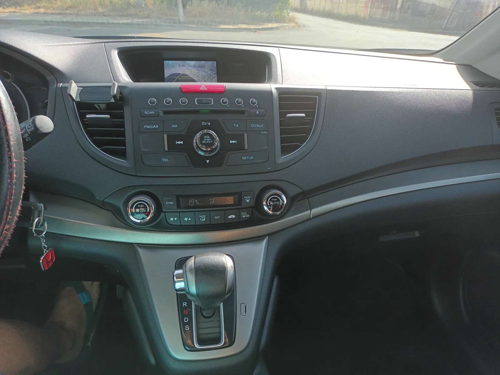 Honda Cr-v, снимка 14 - Автомобили и джипове - 54359325