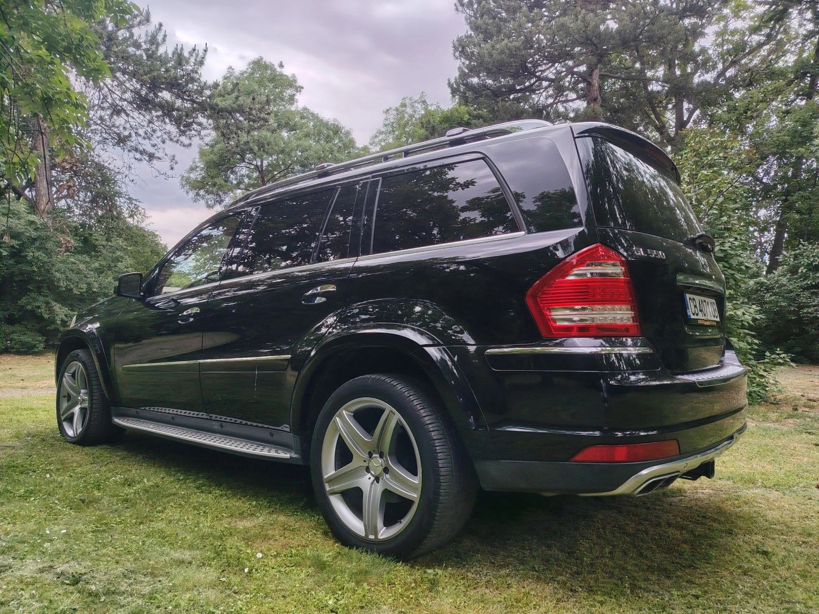 Mercedes-Benz GL 550, снимка 5 - Автомобили и джипове - 54727282