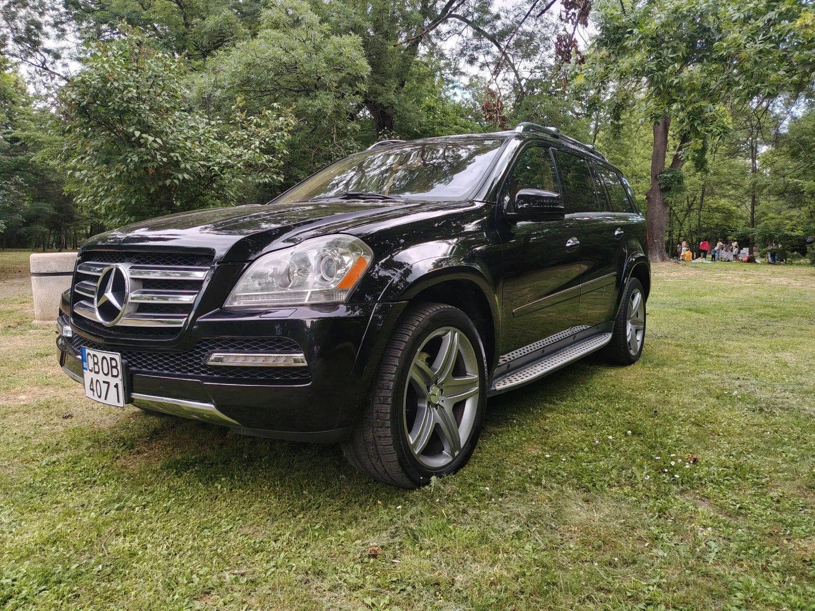 Mercedes-Benz GL 550, снимка 3 - Автомобили и джипове - 54727282