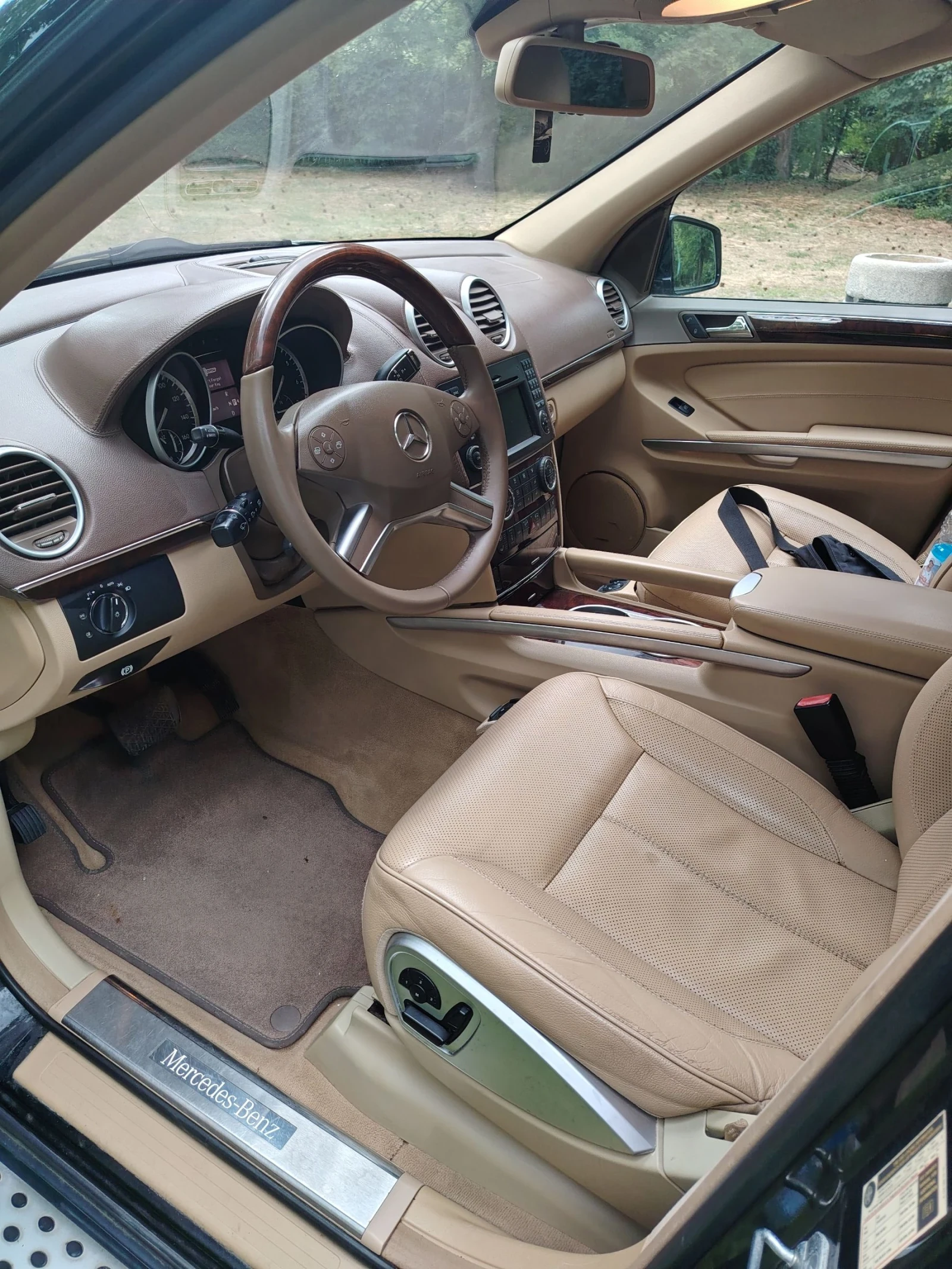 Mercedes-Benz GL 550, снимка 15 - Автомобили и джипове - 54727282