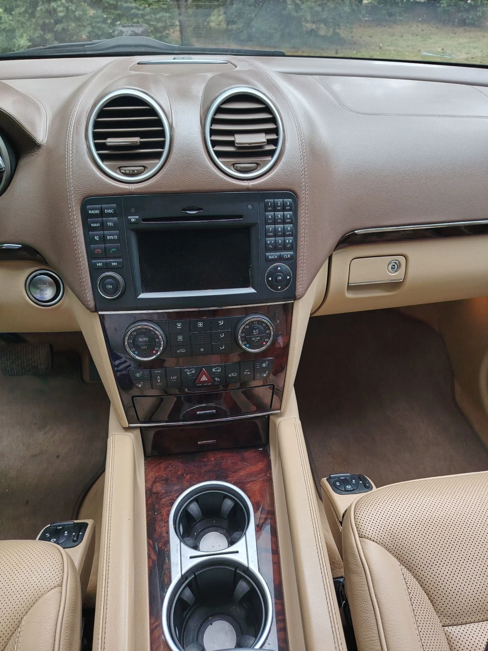 Mercedes-Benz GL 550, снимка 17 - Автомобили и джипове - 54727282