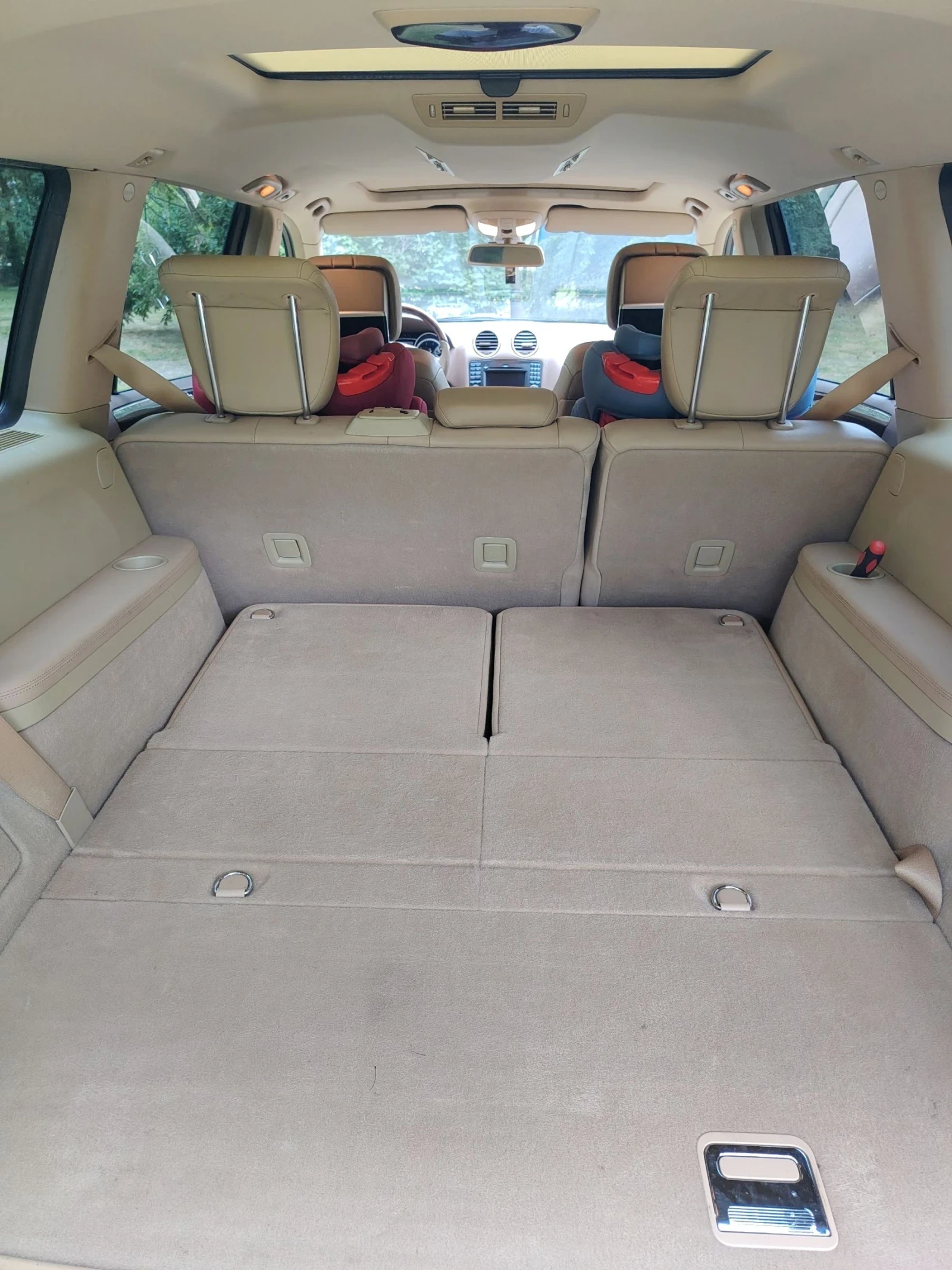 Mercedes-Benz GL 550, снимка 12 - Автомобили и джипове - 54727282