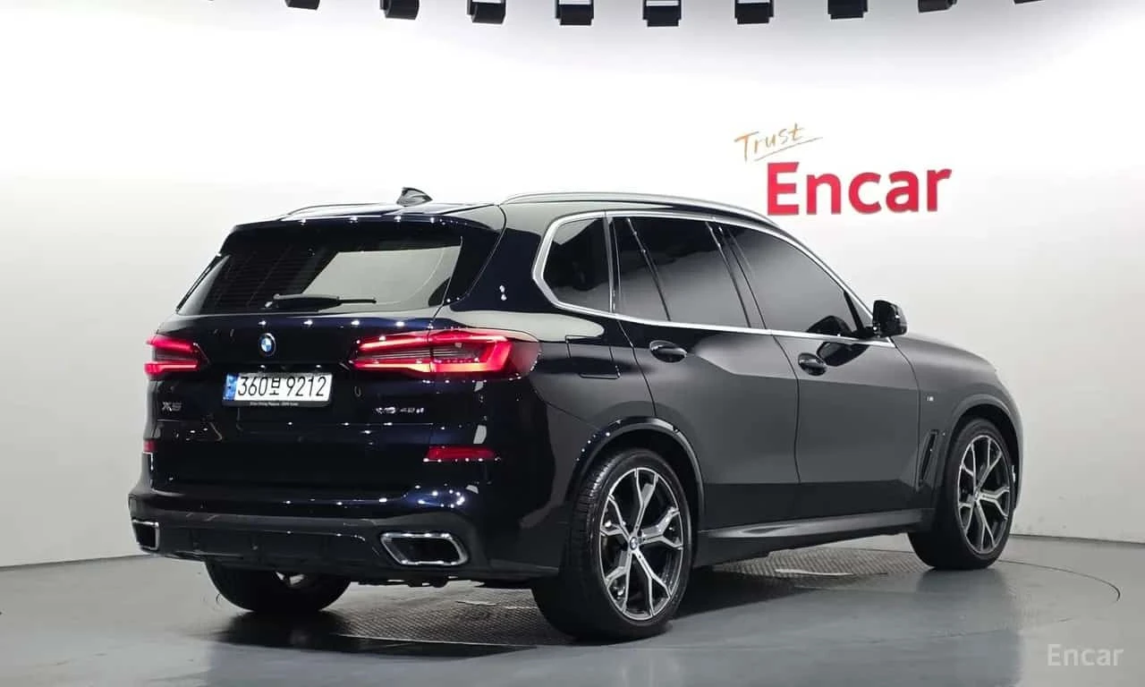 BMW X5 xDrive 45e М Pack LASER ОБДУХВАНЕ ВЪЗДУШНО 360 , снимка 2 - Автомобили и джипове - 55725734