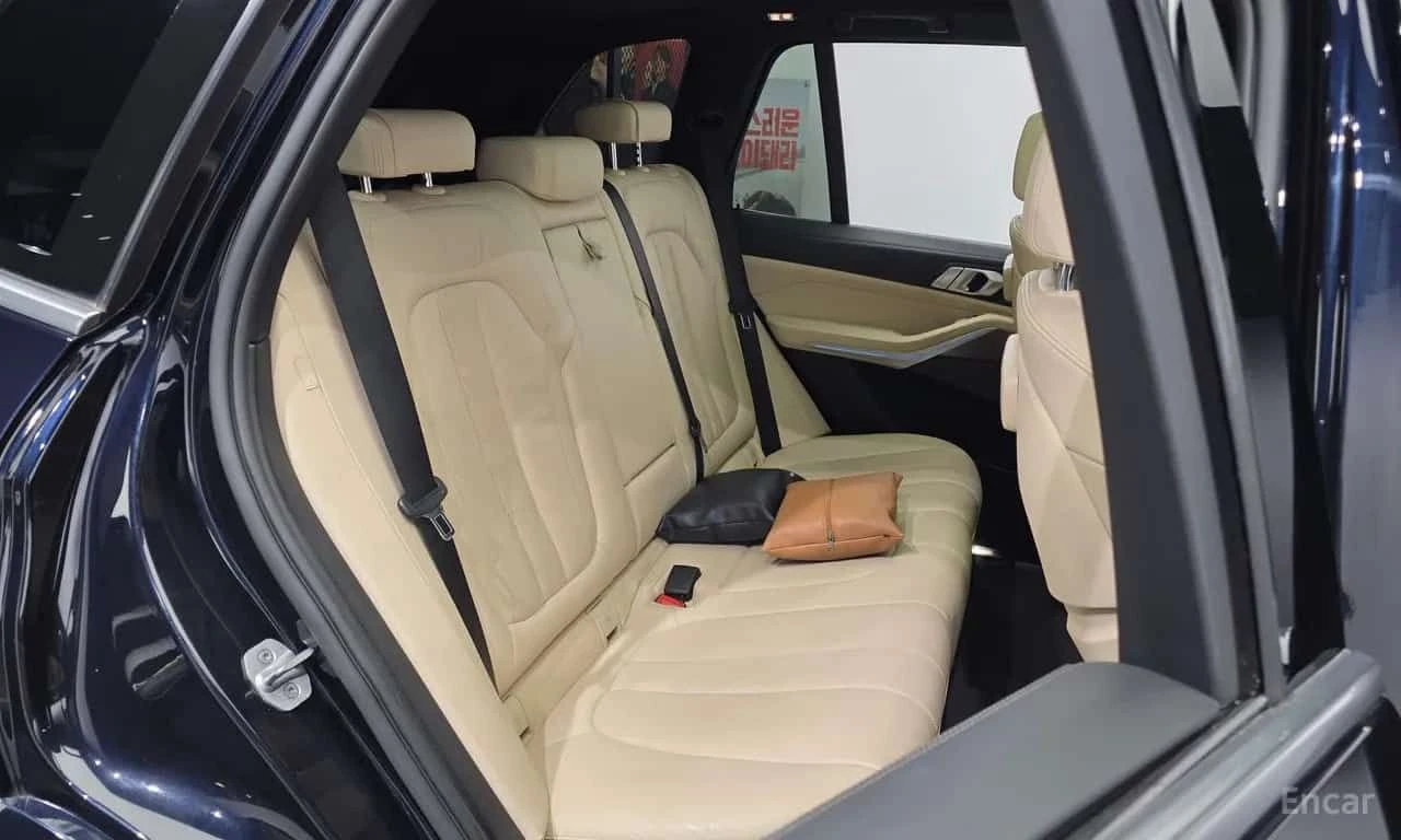 BMW X5 xDrive 45e М Pack LASER ОБДУХВАНЕ ВЪЗДУШНО 360 , снимка 12 - Автомобили и джипове - 55725734