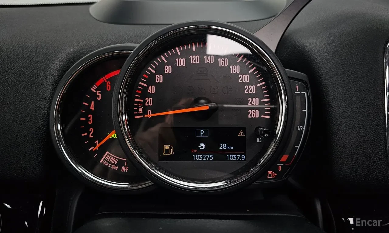 Mini Countryman Cooper SD ALL4* Pano* HUD* Подгрев* Камера* , снимка 8 - Автомобили и джипове - 55772529