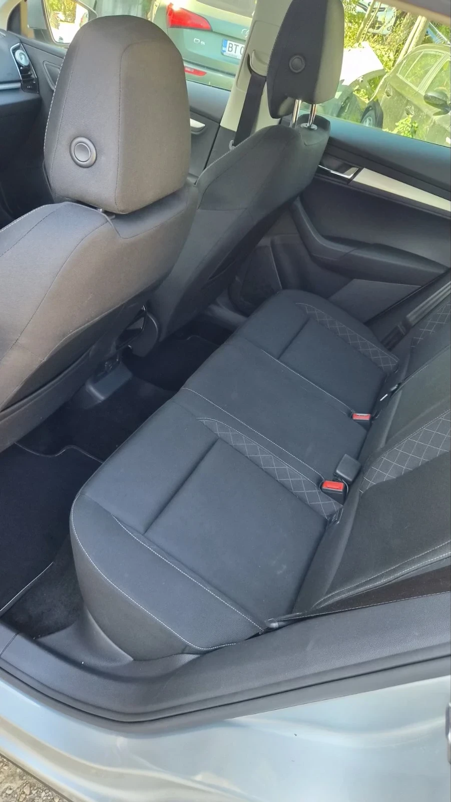 Skoda Karoq Автоматик , ПЪЛНА СЕРВИЗНА ИСТОРИЯ, снимка 11 - Автомобили и джипове - 55974693