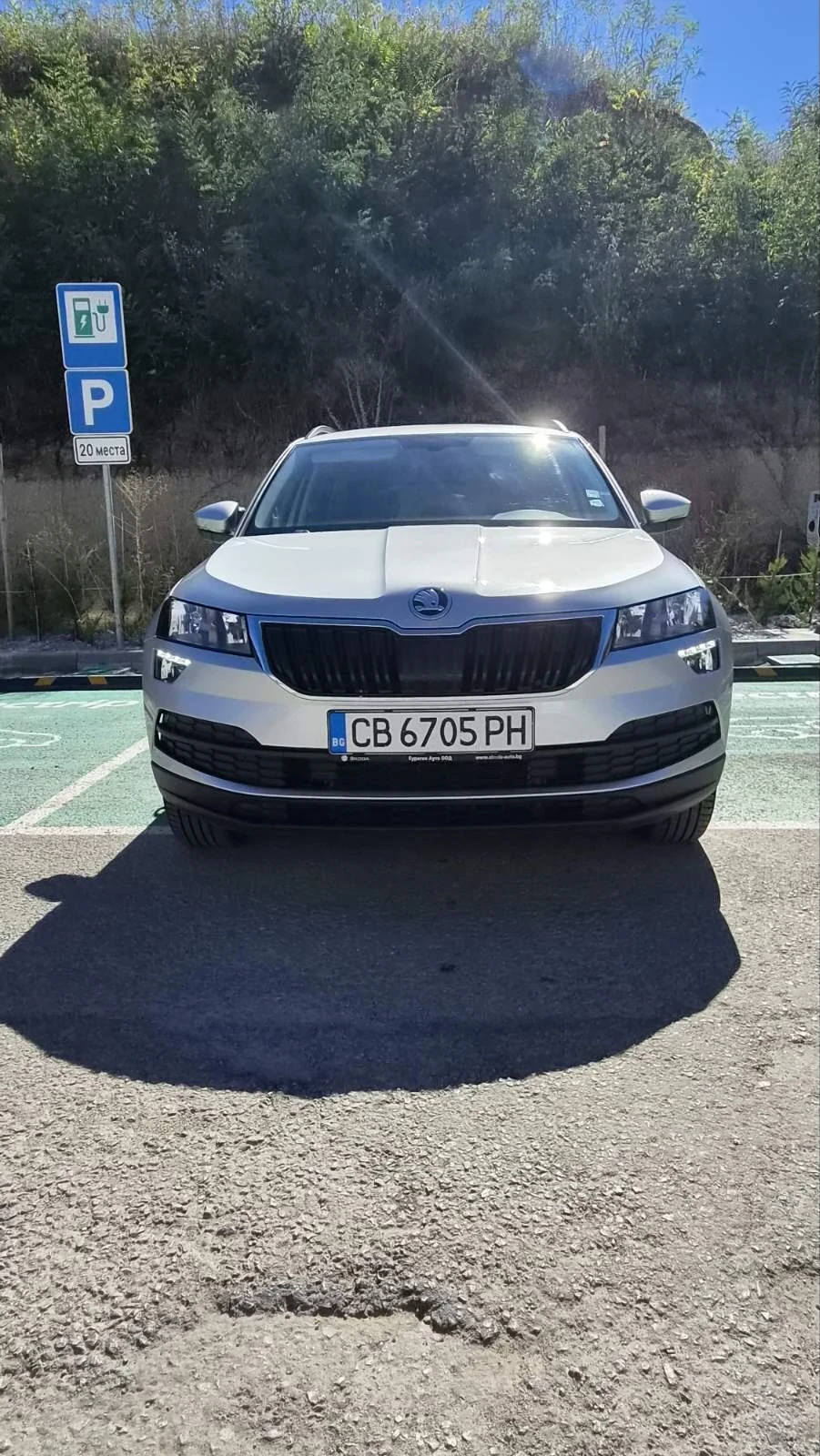 Skoda Karoq Автоматик , ПЪЛНА СЕРВИЗНА ИСТОРИЯ, снимка 2 - Автомобили и джипове - 55974693