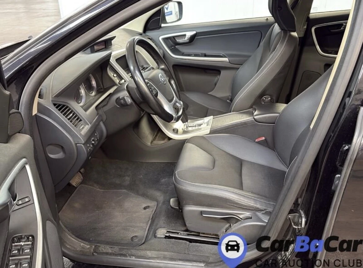 Volvo XC60 2.4d Автоматик 4x4 Кожа 205кс, снимка 11 - Автомобили и джипове - 56104565