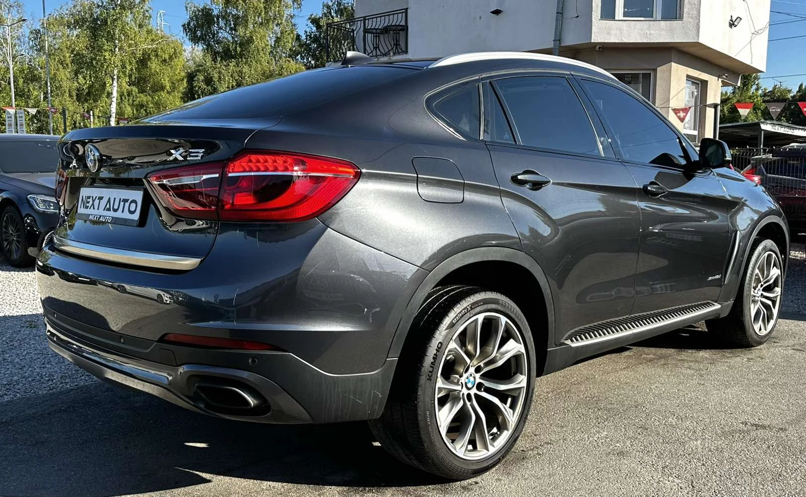 BMW X6 3.0D 313HP SOFT CLOSE H/K HUD 360' ОБДУХВАНЕ, снимка 5 - Автомобили и джипове - 56119549