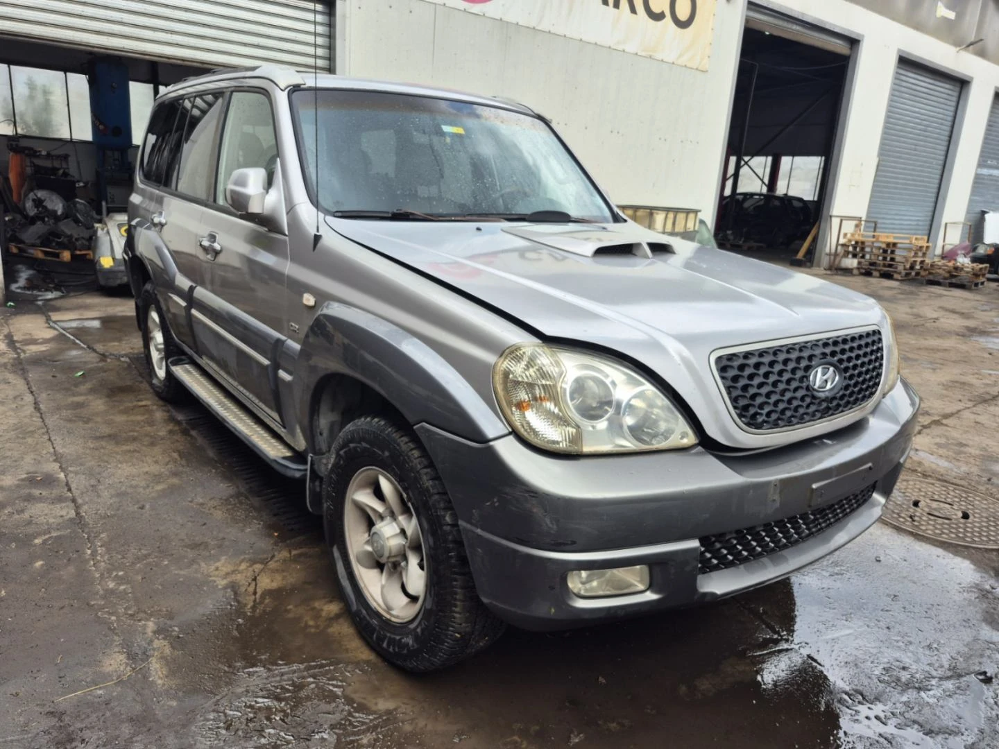 Nissan Terrano, снимка 2 - Автомобили и джипове - 56195369