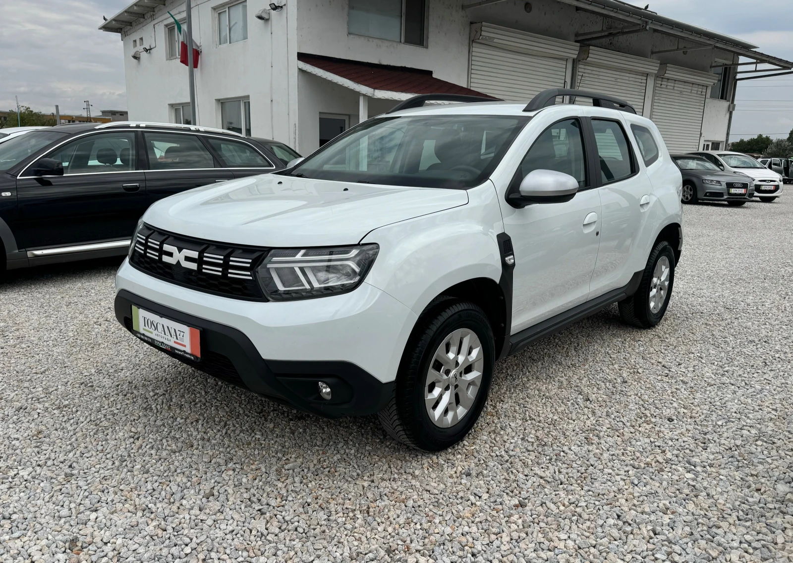 Dacia Duster 1.5dci* 116k.c* Лизинг * , снимка 2 - Автомобили и джипове - 56231698