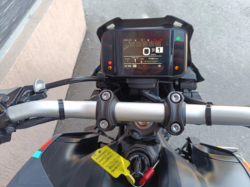Yamaha Mt-09, снимка 6 - Мотоциклети и мототехника - 51445795