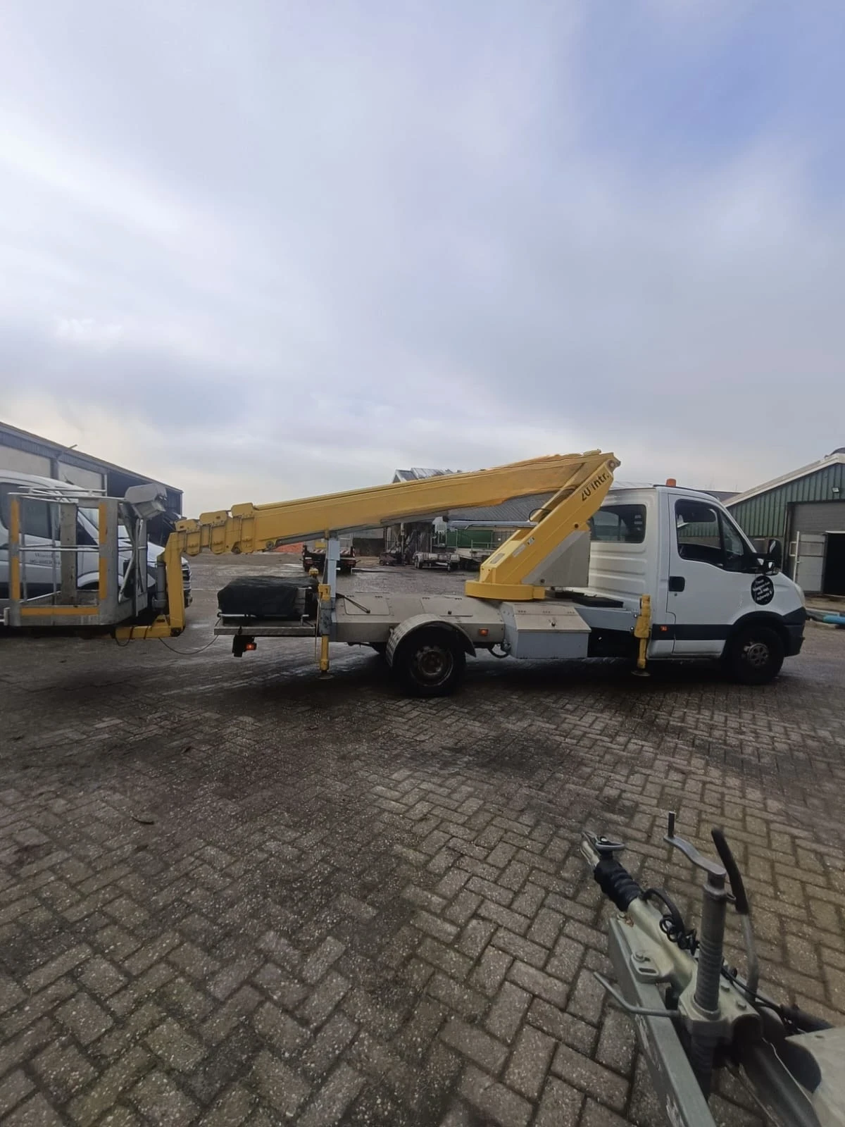 Автовишка Iveco Daily Автовишка 20м - изображение 9