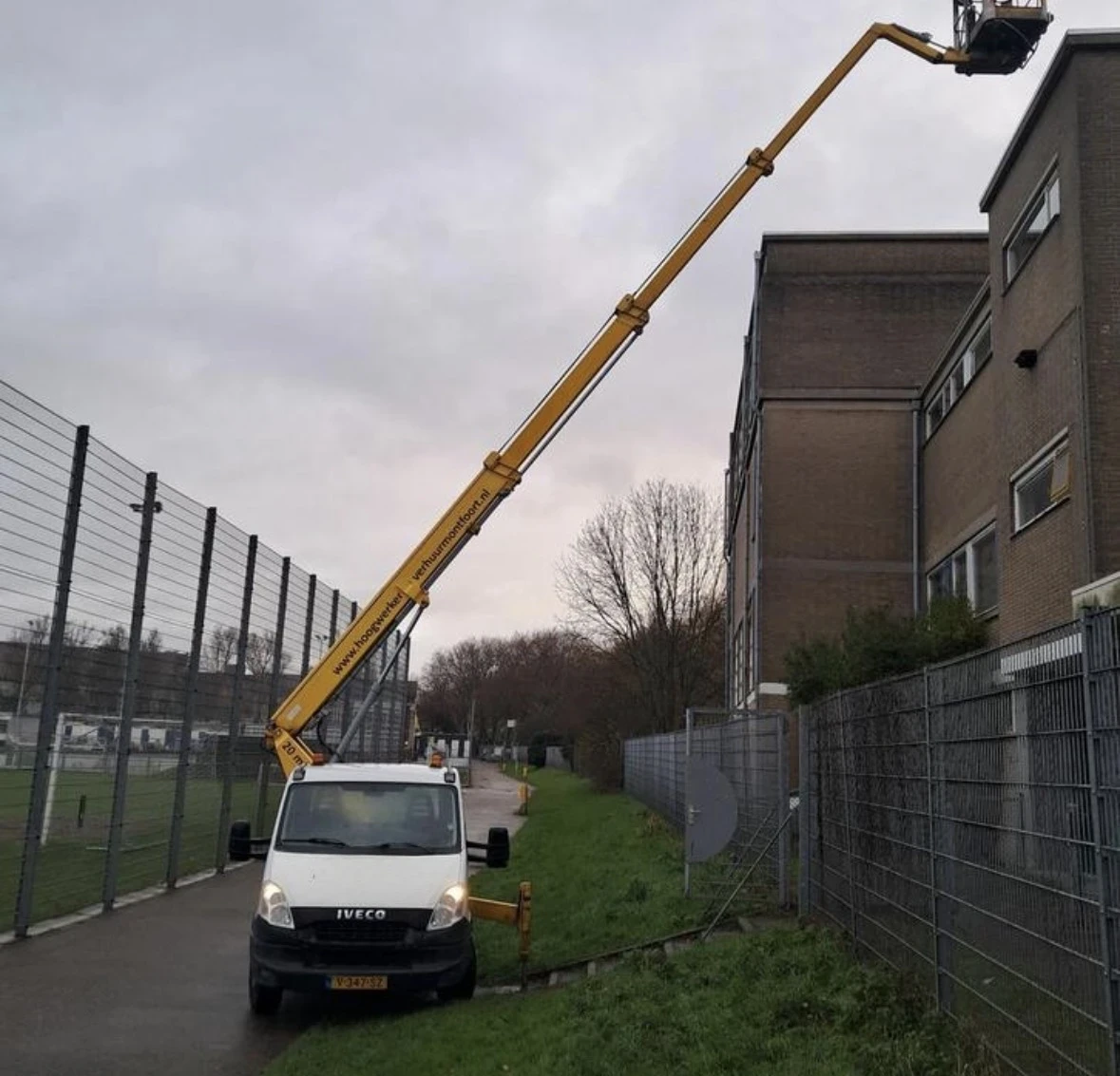 Автовишка Iveco Daily Автовишка 20м - изображение 2