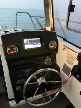 Лодка Quicksilver Pilothause 625, снимка 16 - Воден транспорт - 52852277