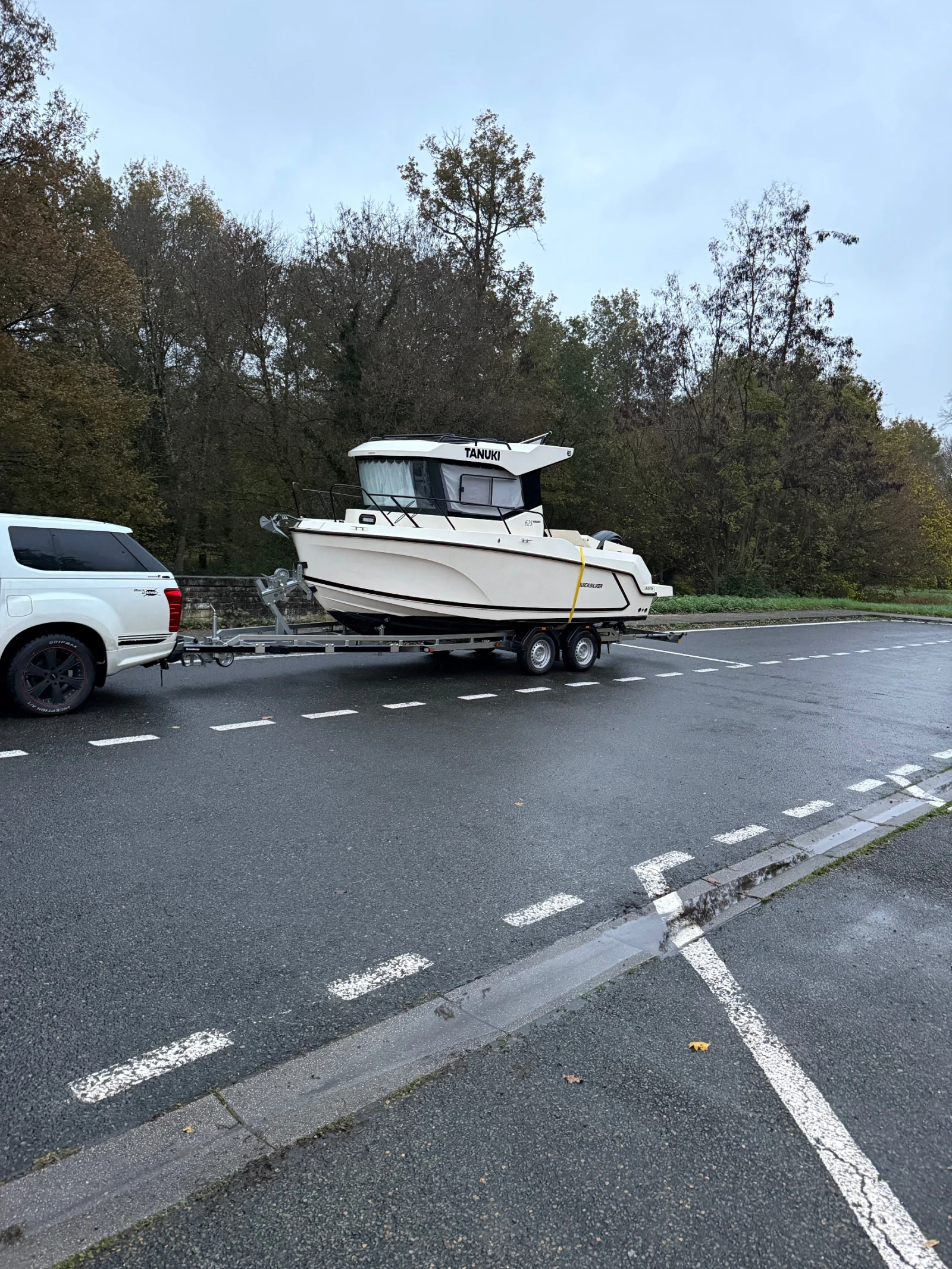 Лодка Quicksilver Pilothause 625 - изображение 3