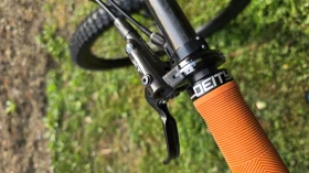 Instinct Carbon 50 | Mobile.bg    8