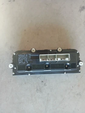 746-414-20 климатроник Vw Golf 5, снимка 2