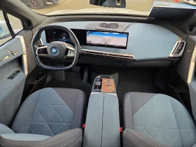 BMW iX 40 xDrive M Sport  Laser H/K HUD Soft  Keyless W/P, снимка 12