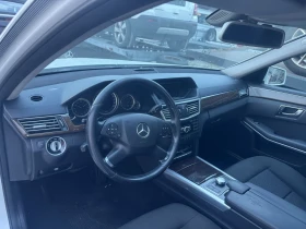 Mercedes-Benz E 200 Скъсана верига, снимка 8
