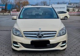     Mercedes-Benz B 200 * * *  